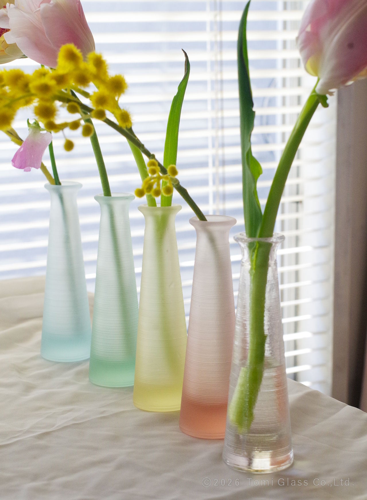 江戸硝子｜ヴィンテージ小瓶シリーズ｜スリムな一輪挿しブルー｜Tomi