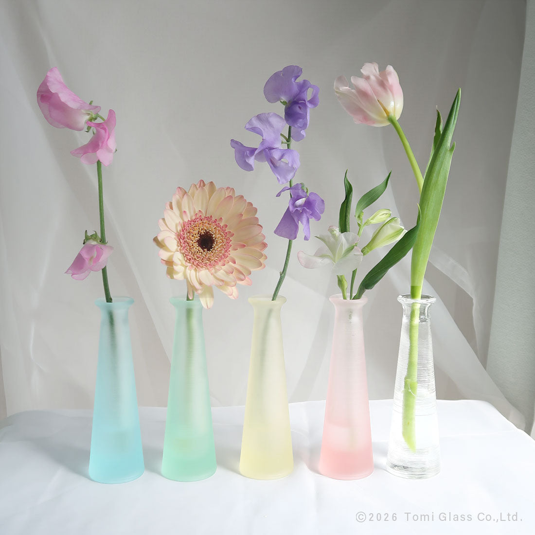 江戸硝子｜ヴィンテージ小瓶シリーズ｜スリムな一輪挿しブルー｜Tomi