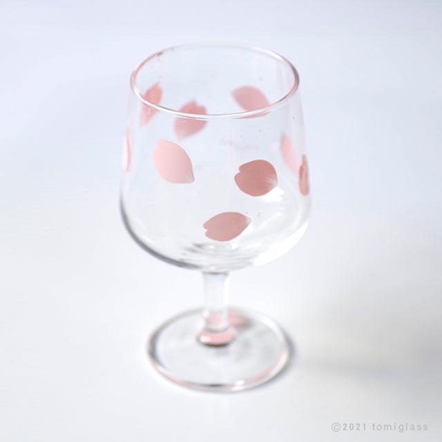 sakura-色が変わる-ワイングラス-ピンク